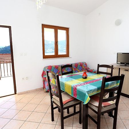 Apartments By The Sea Rogoznica - 10338 Bagian luar foto