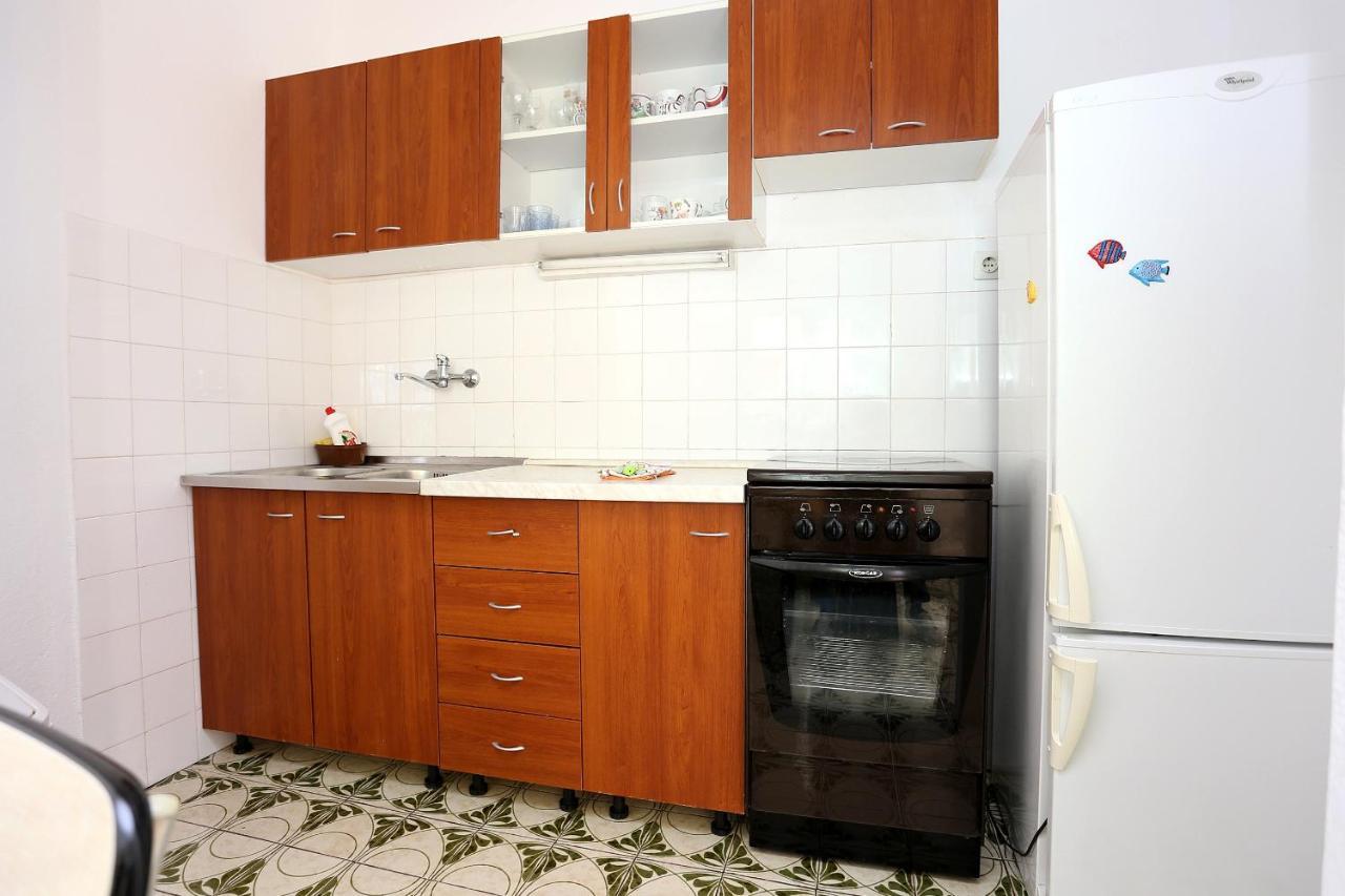 Apartments By The Sea Rogoznica - 10338 Bagian luar foto